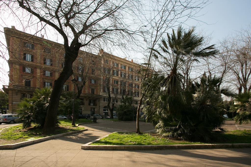 Cola Di Rienzo A E B Appartement Rome Kamer foto